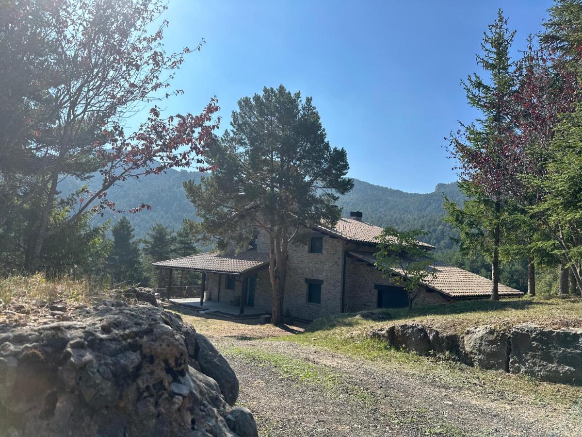 Villa Cal Manubens Castellar del Riu Esterno foto