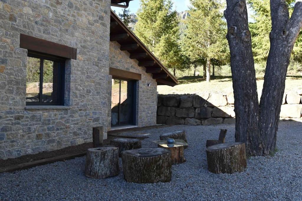 Villa Cal Manubens Castellar del Riu Esterno foto