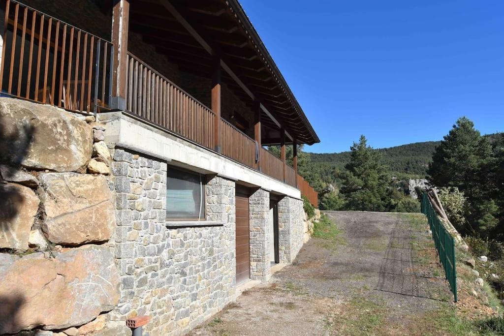 Villa Cal Manubens Castellar del Riu Esterno foto
