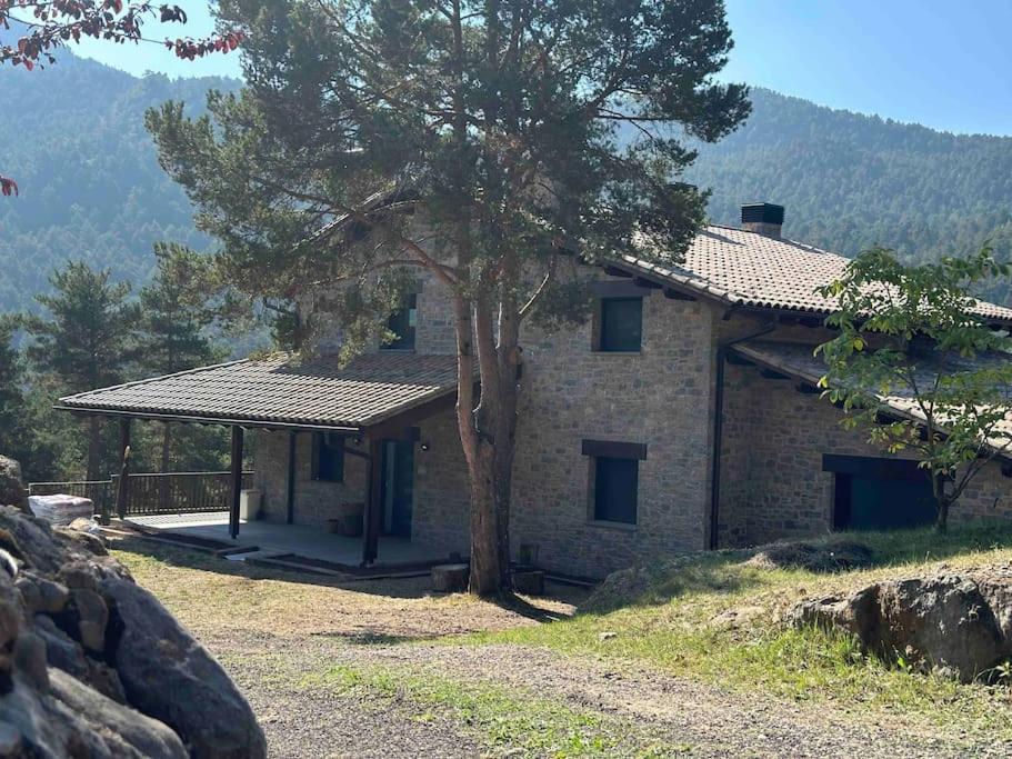 Villa Cal Manubens Castellar del Riu Esterno foto