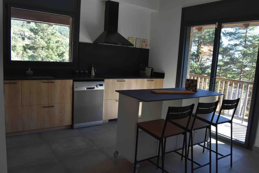 Villa Cal Manubens Castellar del Riu Esterno foto