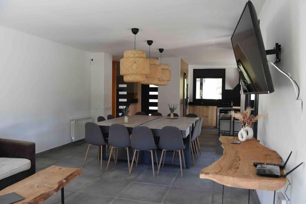 Villa Cal Manubens Castellar del Riu Esterno foto
